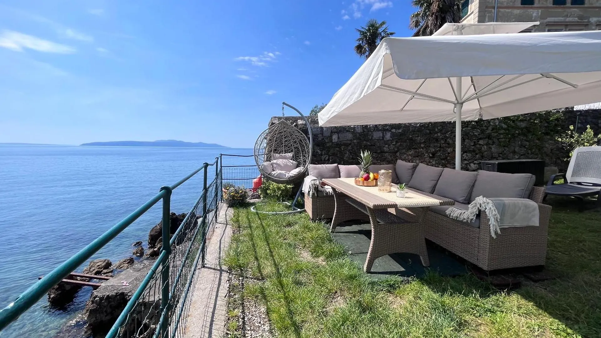 Sea Side Apartment Lovran